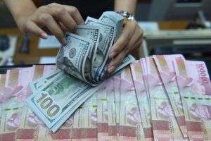 Kurs Dolar Hari Ini: Menanti Pengumuman Suku Bunga Acuan BI, Rupiah Dibuka Melemah