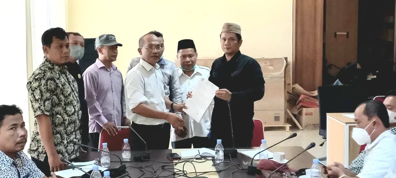 Komisi II DPRD Provinsi Bengkulu Hearing Bersama Asosiasi dan Organisasi Petani Kelapa Sawit Bengkulu