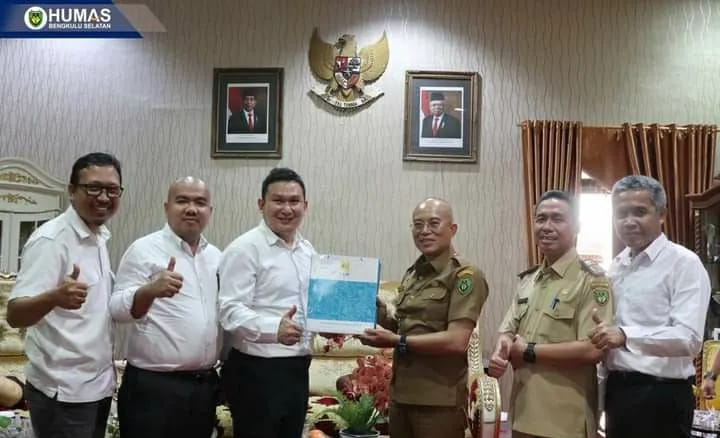 Manajer PLN Persero Bengkulu Silaturahmi ke Rumah Dinas Bupati Bupati