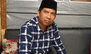 Wakil Ketua Komisi III DPRD Kota Bengkulu, Dedi Yanto mengecam tindakan penyegelan lapak pedagang Pasar Pagar Dewa