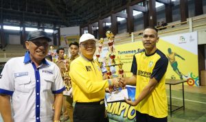 Tim Setda Provinsi dan Polda Bengkulu Berhasil Rebut Piala Gubernur 2022 pada Turnamen Futsal antar OPD dan Instansi Vertikal