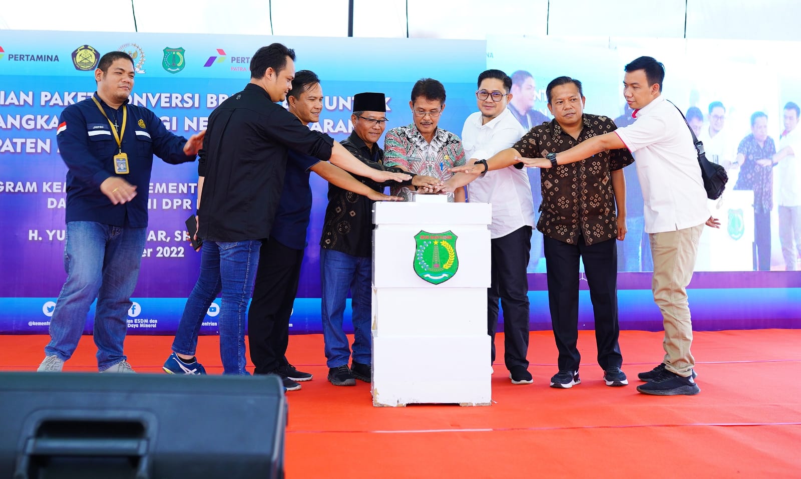 Ratusan Nelayan Muba Terima Paket Konversi BBM ke BBG