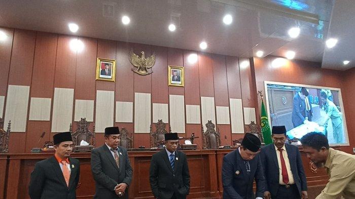 Rapat-Paripurna-Pengesahan-APBDP