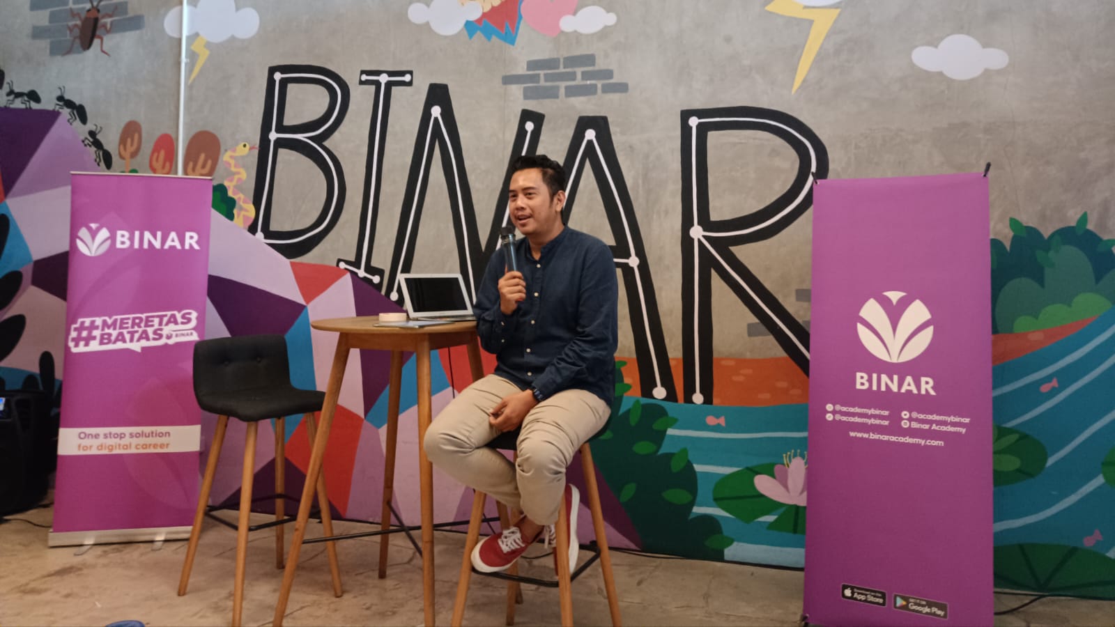 Seto Lareno, Cofounfer BINAR