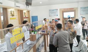 Kunker Polres Kaur, Kapolda Bengkulu Resmikan Rumah Dinas, Beri Penghargaan Hingga Launching E-TLE