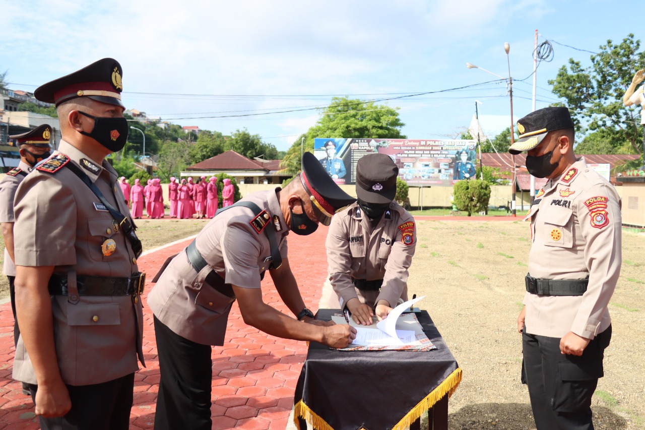 Beberapa Pejabat Polres Baubau Berganti