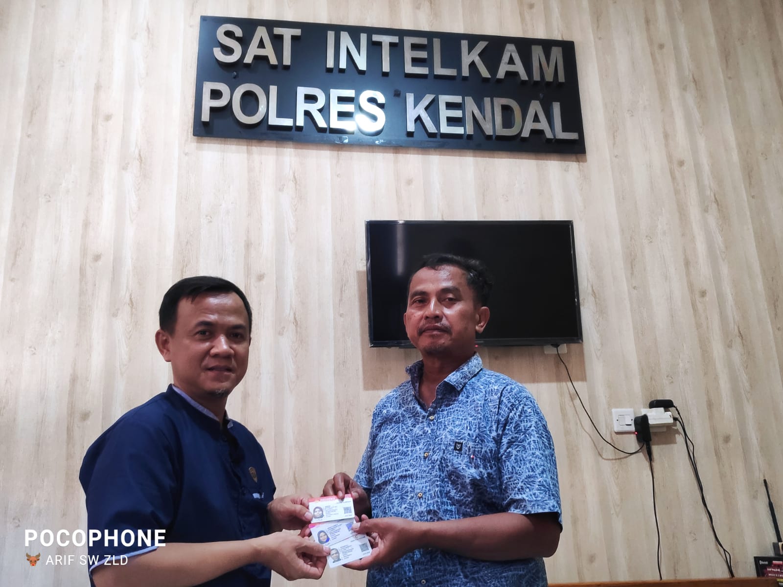 Lakukan Deradikalisasi, Sat Intelkam Polres Kendal Berikan Bantuan Pada Mantan Napi Terorisme