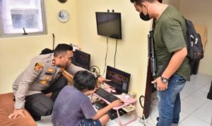Polisi Gerebek Diduga Markas Judi Online, di Sebuah Apartemen Kawasan Cengkareng Jakarta Barat
