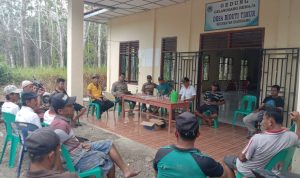 Kanit Binmas Polsek Idanogawo Dan Warga Dusun I, II Laksanakan Gotroy Bersama