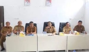 Sekda Nias Barat Mengharapkan Agar LSM Dapat Melaksanakan Fungsinya Dengan Baik