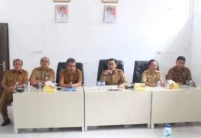 Sekda Nias Barat Mengharapkan Agar LSM Dapat Melaksanakan Fungsinya Dengan Baik