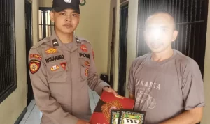 Warga Binaan Polres Mukomuko Mendapat Al-Quran Dari Kapolres