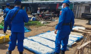 Sat Polairud Polres Kendal Patroli Wilayah Pesisir dan Berikan Rasa Aman Bagi Wisatawan Pantai