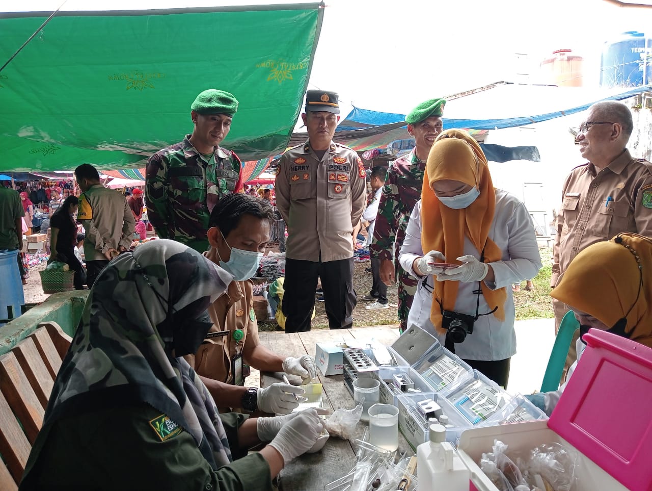 Forkopimcam Jirak Jaya Gelar Razia Makanan Mengandung Zat Berbahaya