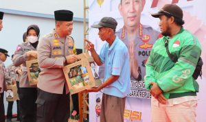 Wujud Kepedulian Kepada Masyarakat, Polres Kendal Bagikan Bingkisan Menjelang Hari Raya Idul Fitri 1444 H