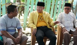 Gubernur-Bengkulu-kunjungi-korban-kebakaran Gubernur-Bengkulu-kunjungi-korban-kebakaran