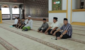BKM Agung H. Achmad Bakrie Kisaran Salurkan Bantuan Kepada Kaum Dhuafa